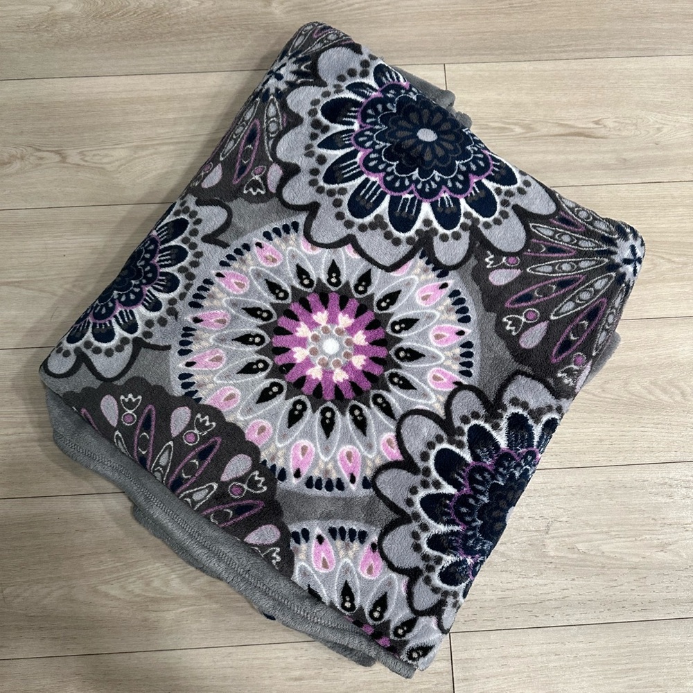 Vera Bradley Gray Floral Blanket